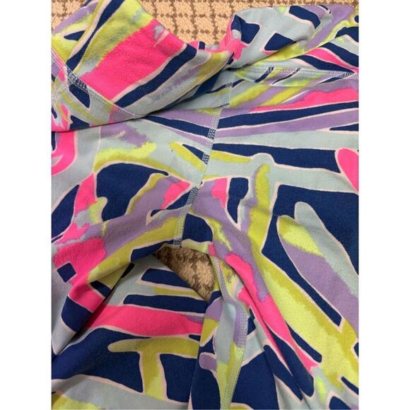 Lilly Pulitzer Luxletic Leggings SMALL UPF 50+ Weekender Cropped Indigo Sea Dram - Picture 6 of 6